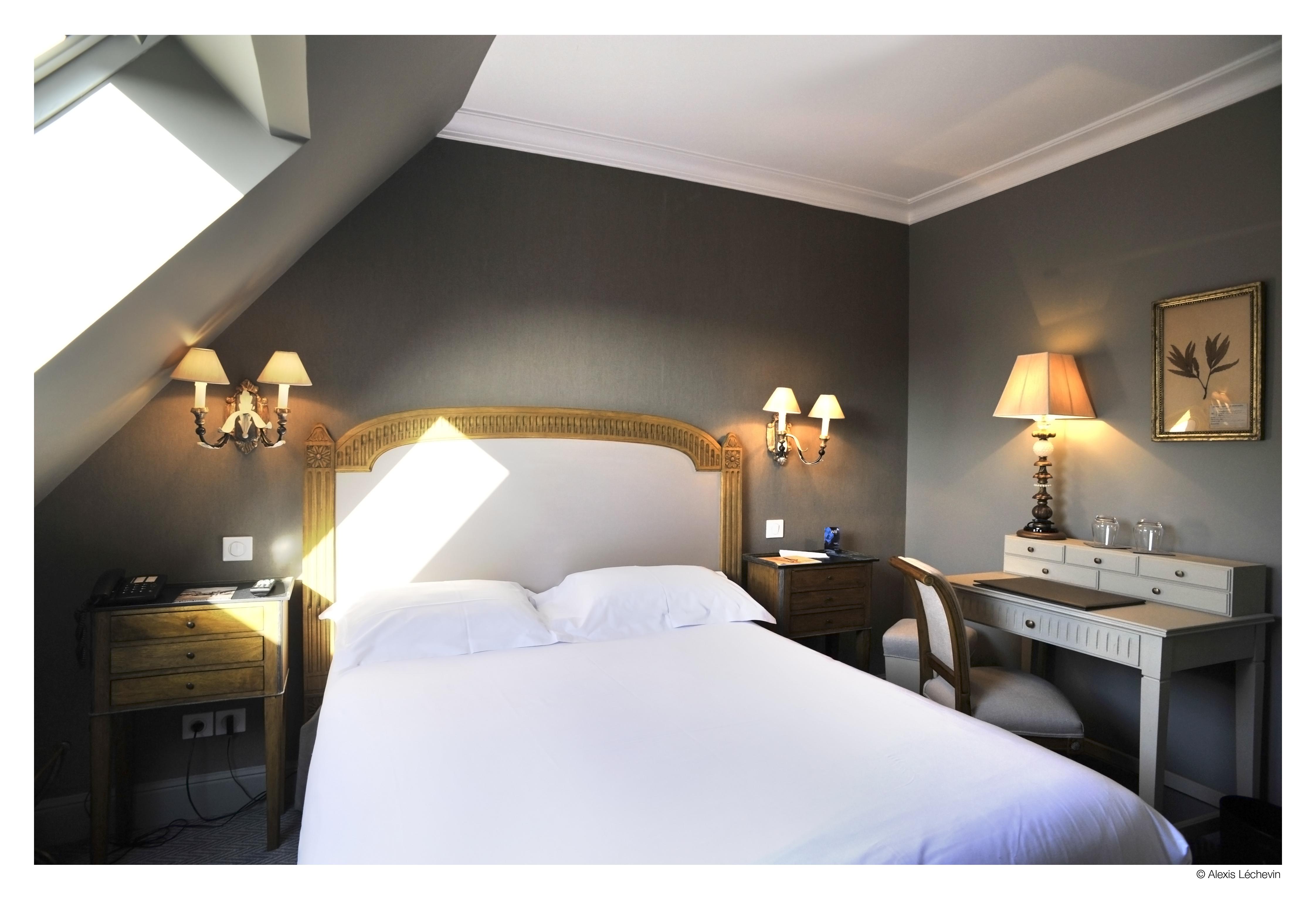 Hotel De La Treille Lila