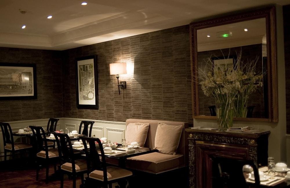 De La Treille Hotel Lila